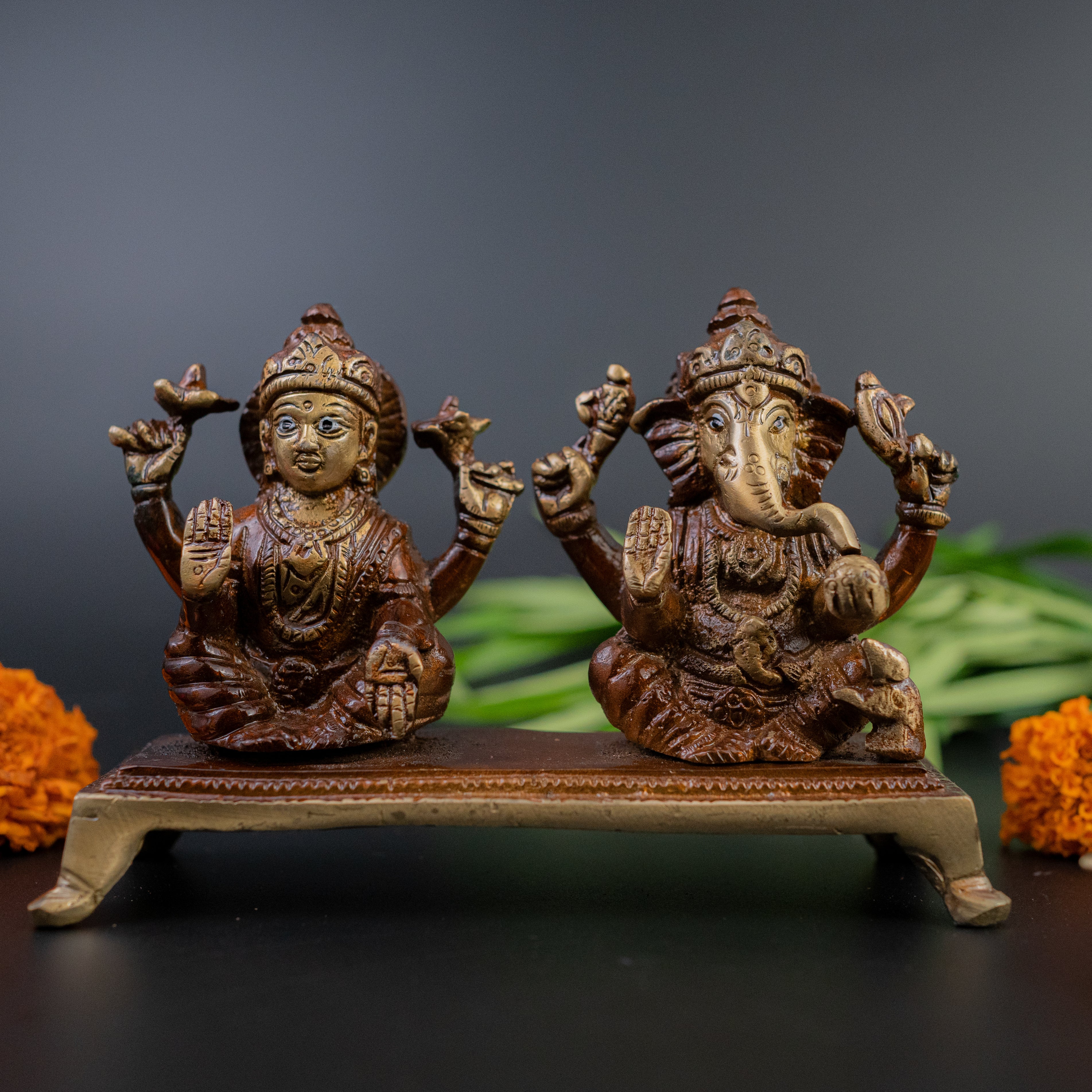 Brass Antique Lakshmi Ganesh with chowki